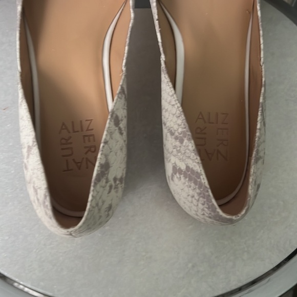 Naturalizer Cody Flat White Snake Pattern Leather - Picture 7 of 14